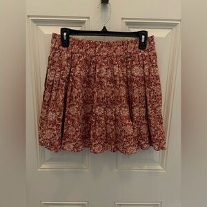 American Eagle Floral Pleated Mini Skirt Size M NWT